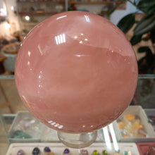 Загрузить изображение в средство просмотра галереи, Шар Кварц розовый, 90 мм экстра качество