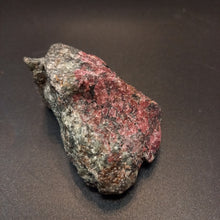 Загрузить изображение в средство просмотра галереи, Кристалл Эвдиалит 115г, 6x4x3.5см