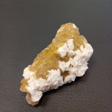 Load image into Gallery viewer, Crystal Fluorite 50g, 3x2x7cm