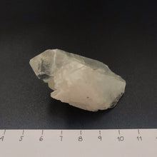 Загрузить изображение в средство просмотра галереи, Quartz 49 g 6 × 3 × 3 cm