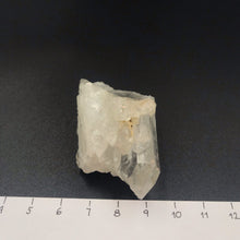 Загрузить изображение в средство просмотра галереи, Quartz 49 g 6 × 3 × 3 cm