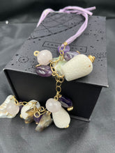 Lejupielādēt attēlu galerijas skatītājā, Kaklarota. Korālis, ametists, rozā kvarcs