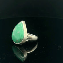 Load image into Gallery viewer, Chrysoprase ring, size 19, 8.4 g; 925 silver
