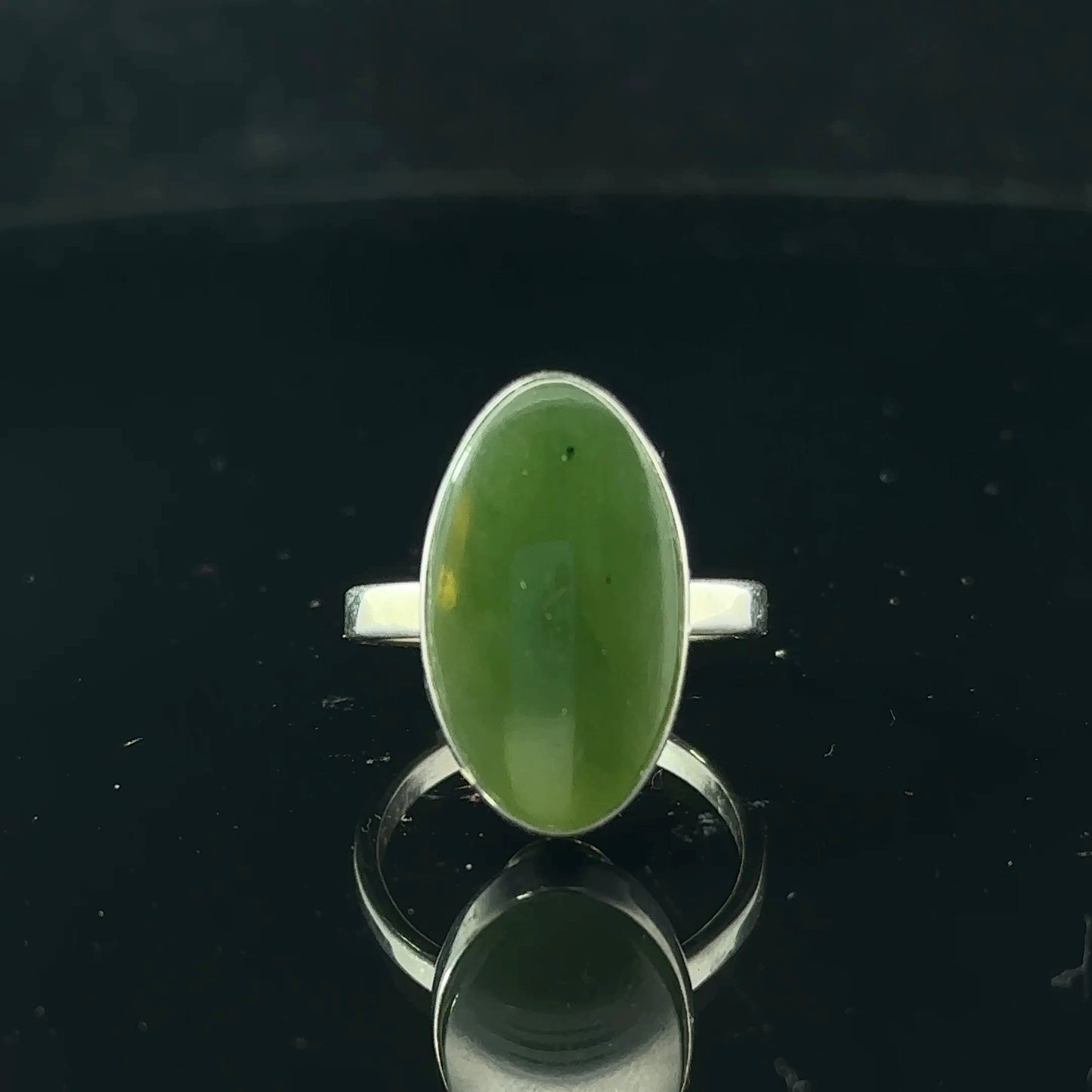 Sayany Jade Ring, 3.75g, size 17, stone 10 x 20mm; 925 sterling silver
