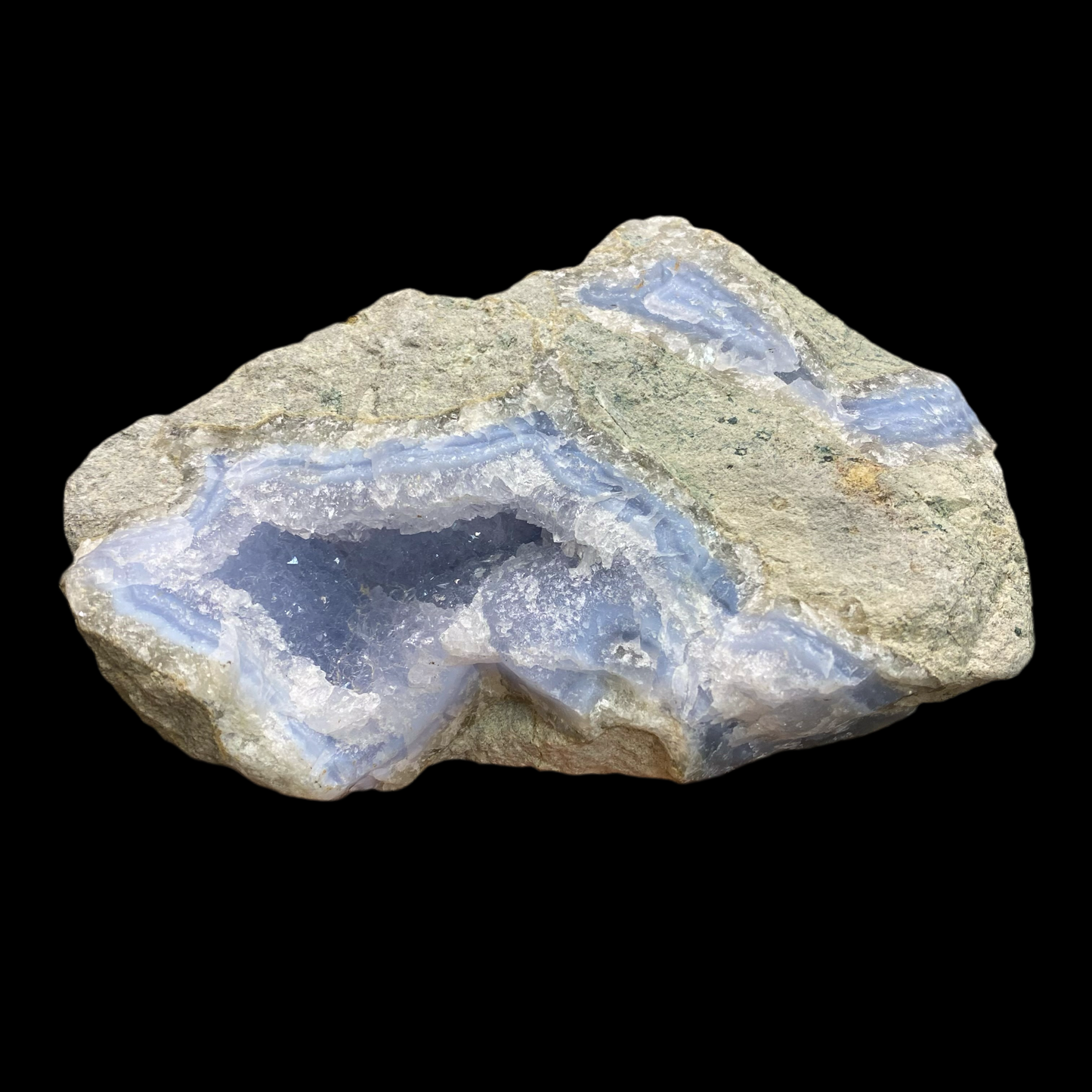 Blue Agate with Quartz 906 g 5 × 14 cm