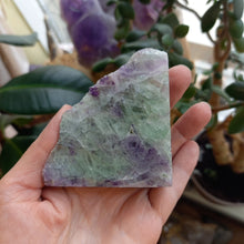 Lejupielādēt attēlu galerijas skatītājā, Fluorite. Karelia 160g, 7cm
