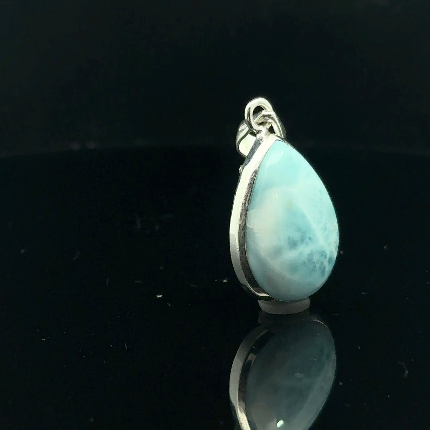 Larimar pendant 6 Gr, 3 by 1.3 cm; silver 925