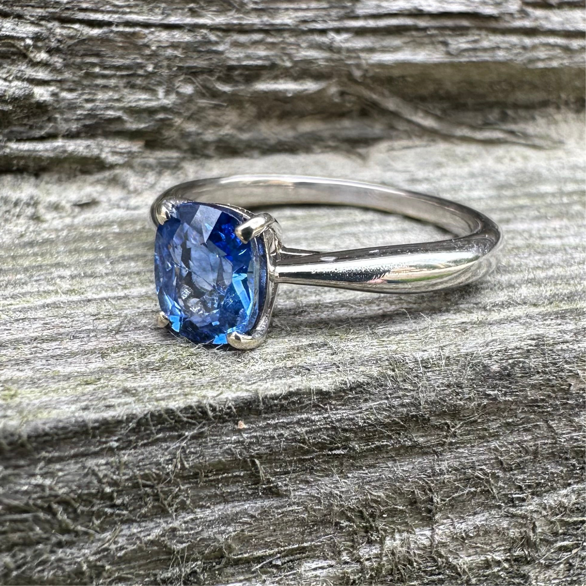 Sapphire Ring Gold 585 Size 16.5 1.1 ct