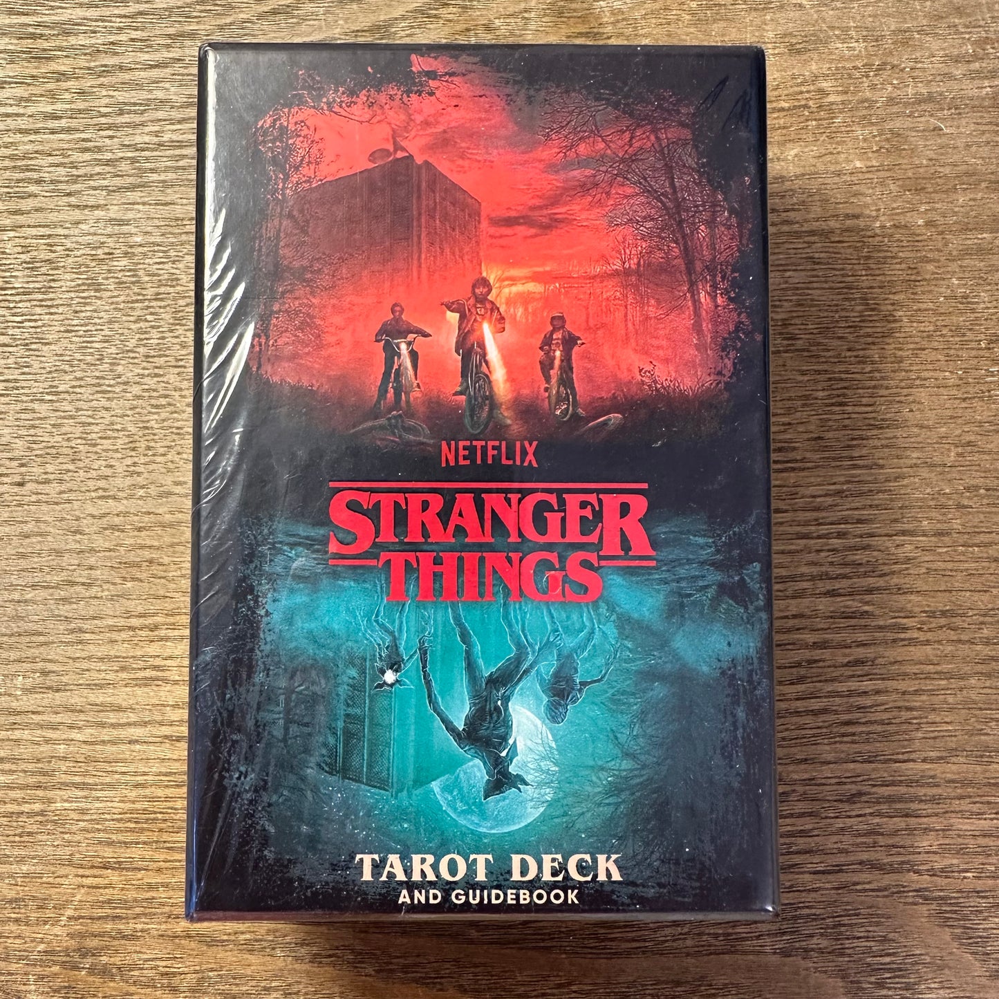 Странные вещи Таро - Stranger Things Tarot Casey Gilly