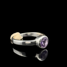 Load image into Gallery viewer, Кольцо Аметист 16,5 размер , серебро 925
