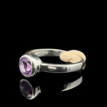 Load image into Gallery viewer, Кольцо Аметист 16,5 размер , серебро 925
