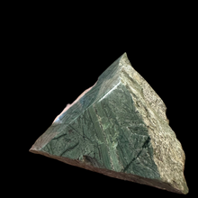 Lejupielādēt attēlu galerijas skatītājā, Tinguaite 540 gr, 14 cm x 10 cm x 3 cm
