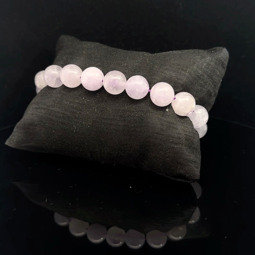 Браслет Квпрц лавандовый  10 мм 19 бусин
