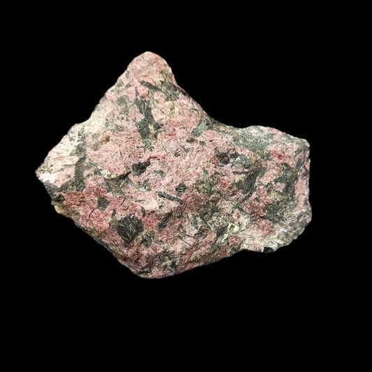 Eudialyte Crystal 385 g 10 × 8 × 4 cm