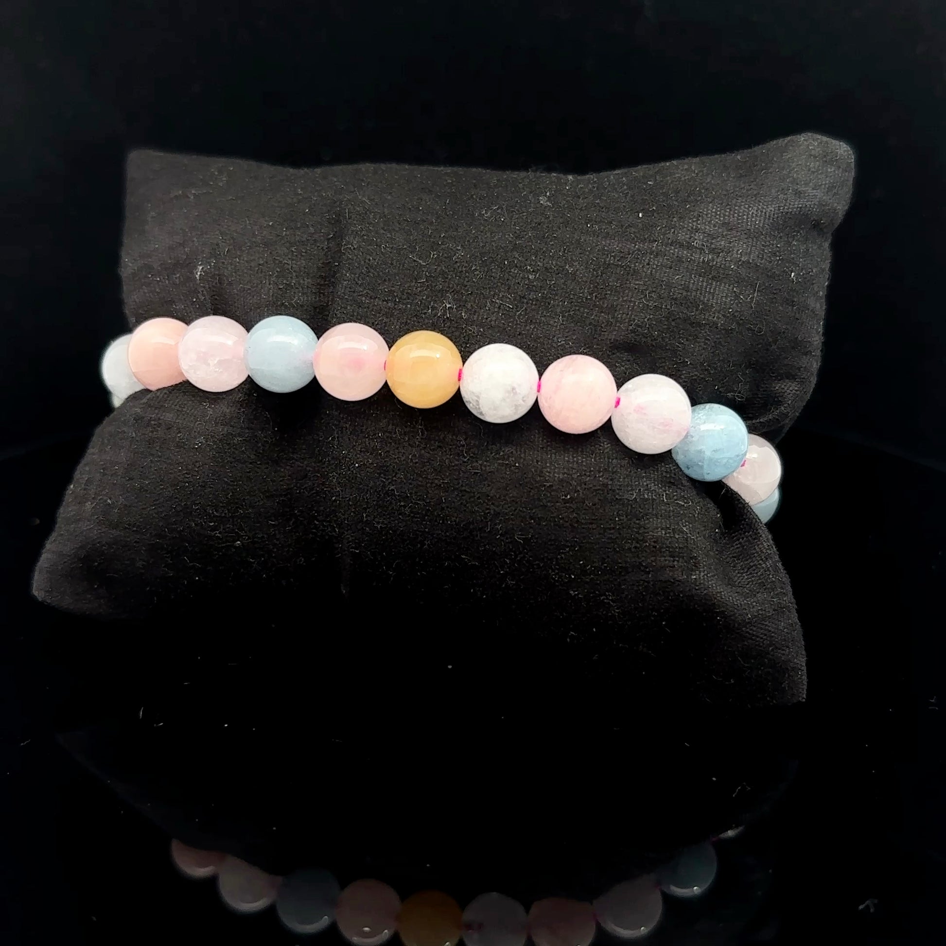 Beryl Bracelet 23 Beads 8mm