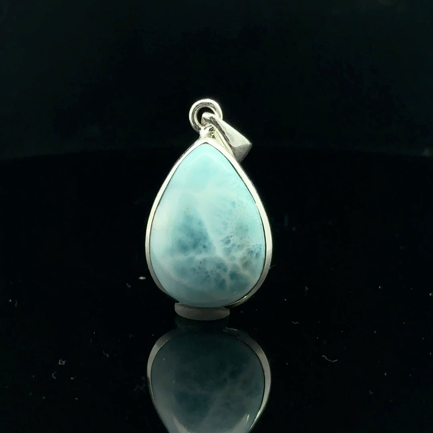 Larimar pendant 6 Gr, 3 by 1.3 cm; silver 925