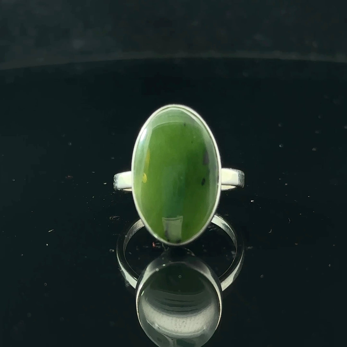 Sayany Nephrite Ring, size 17, 3.80 g, stone 10 x 20 mm
