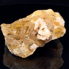 Load image into Gallery viewer, Fluorite 5 x 6 cm, 56 grams; France
