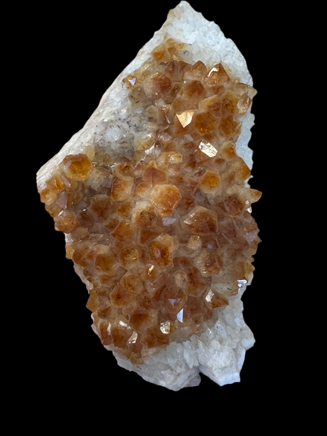 Citrine druse 750 g; 15 by 8.5 by 6.5 cm