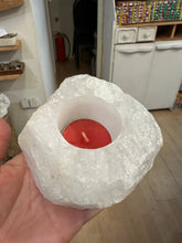 Load image into Gallery viewer, Candlestick quartz 10 cm
