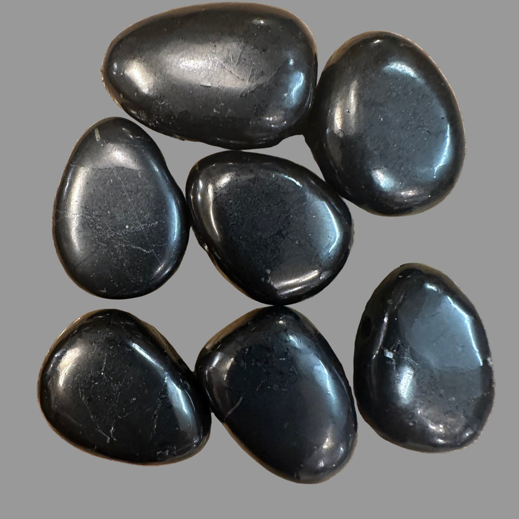 Кулон Шунгит  2,5 на 2 см