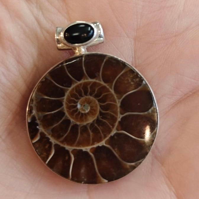 Ammonite pendant, 925 silver