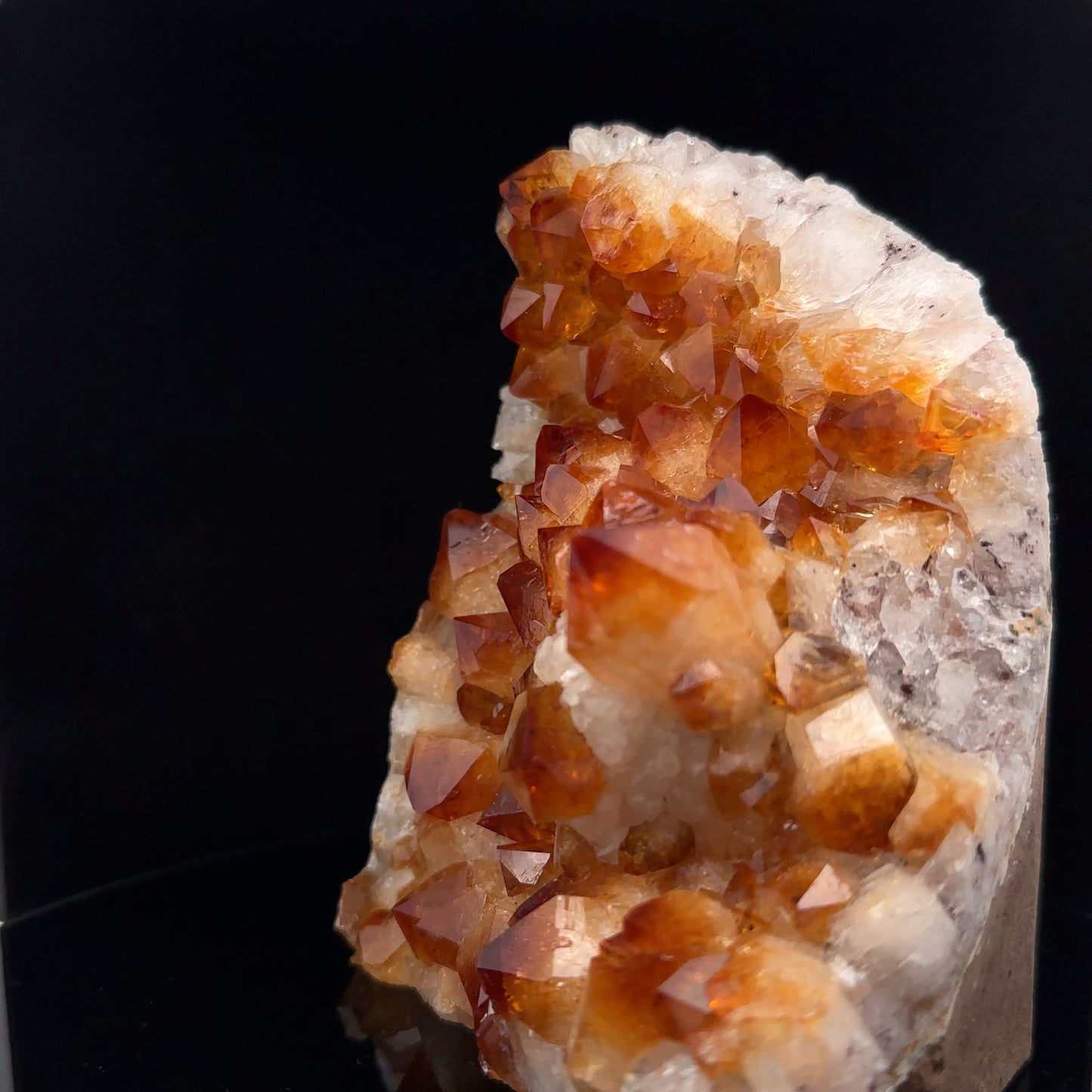 Citrine Druze 1040 g 9 × 11 × 10 cm