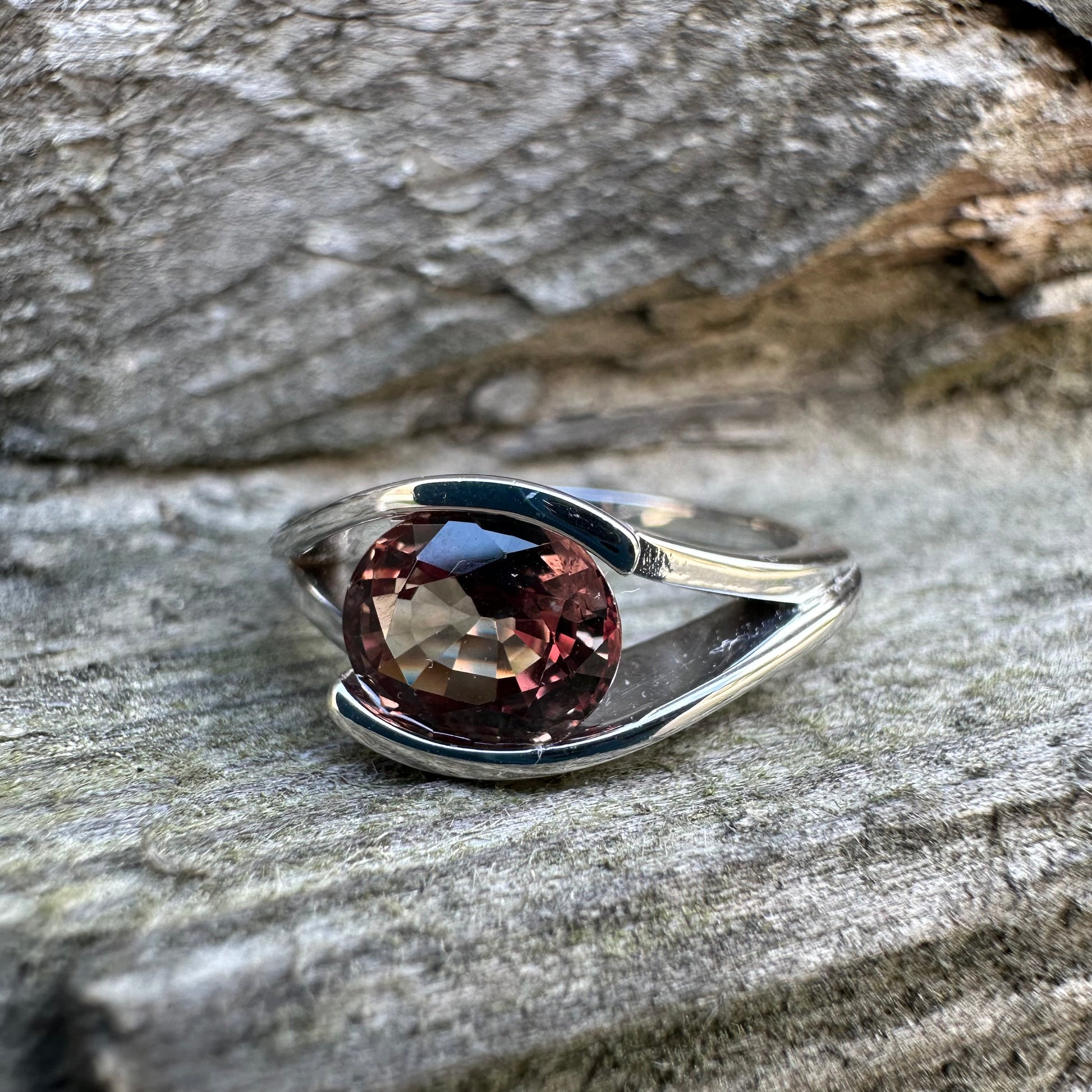 Garnet Ring Gold 585 Size 17.5 2.3 ct front