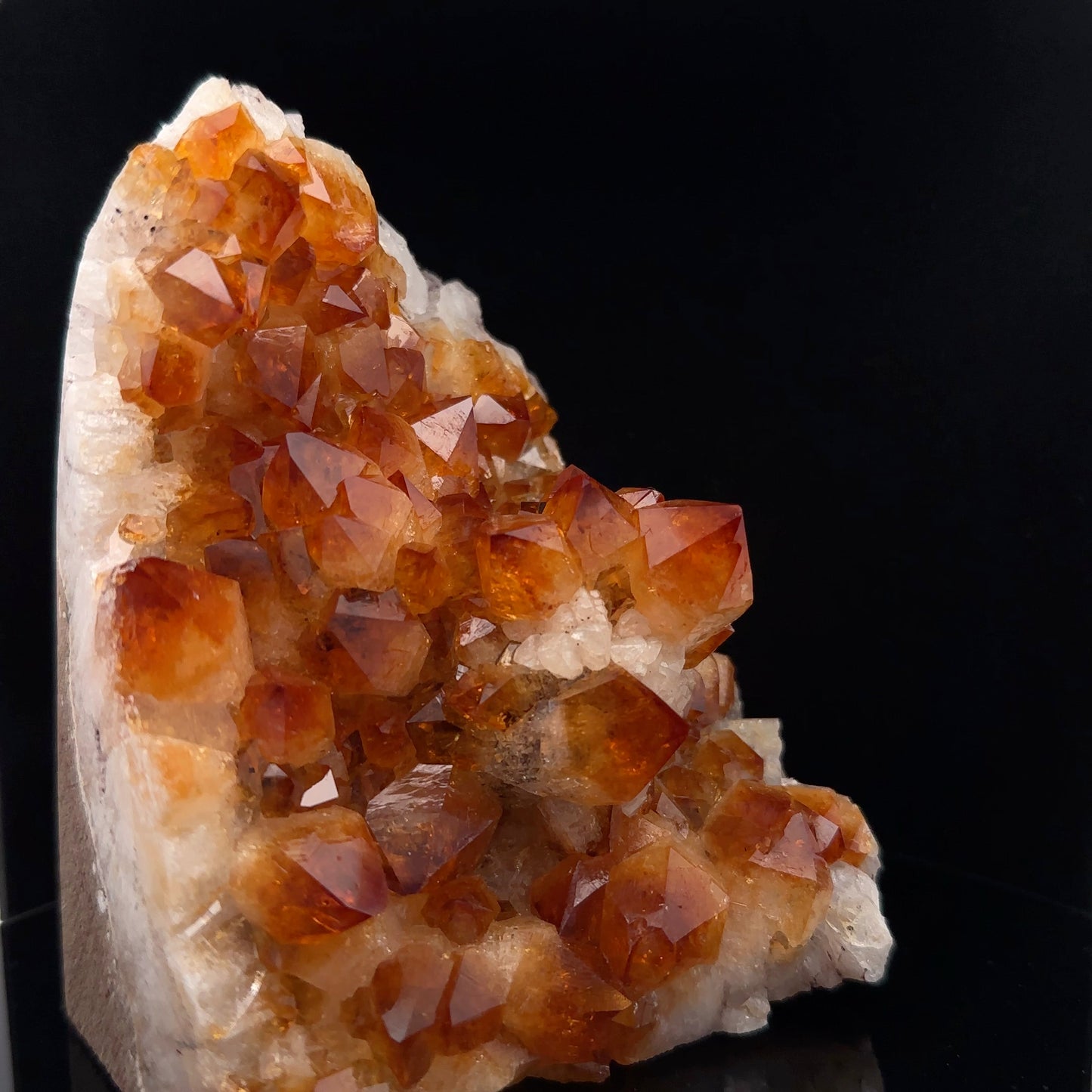 Citrine Druze 1040 g 9 × 11 × 10 cm