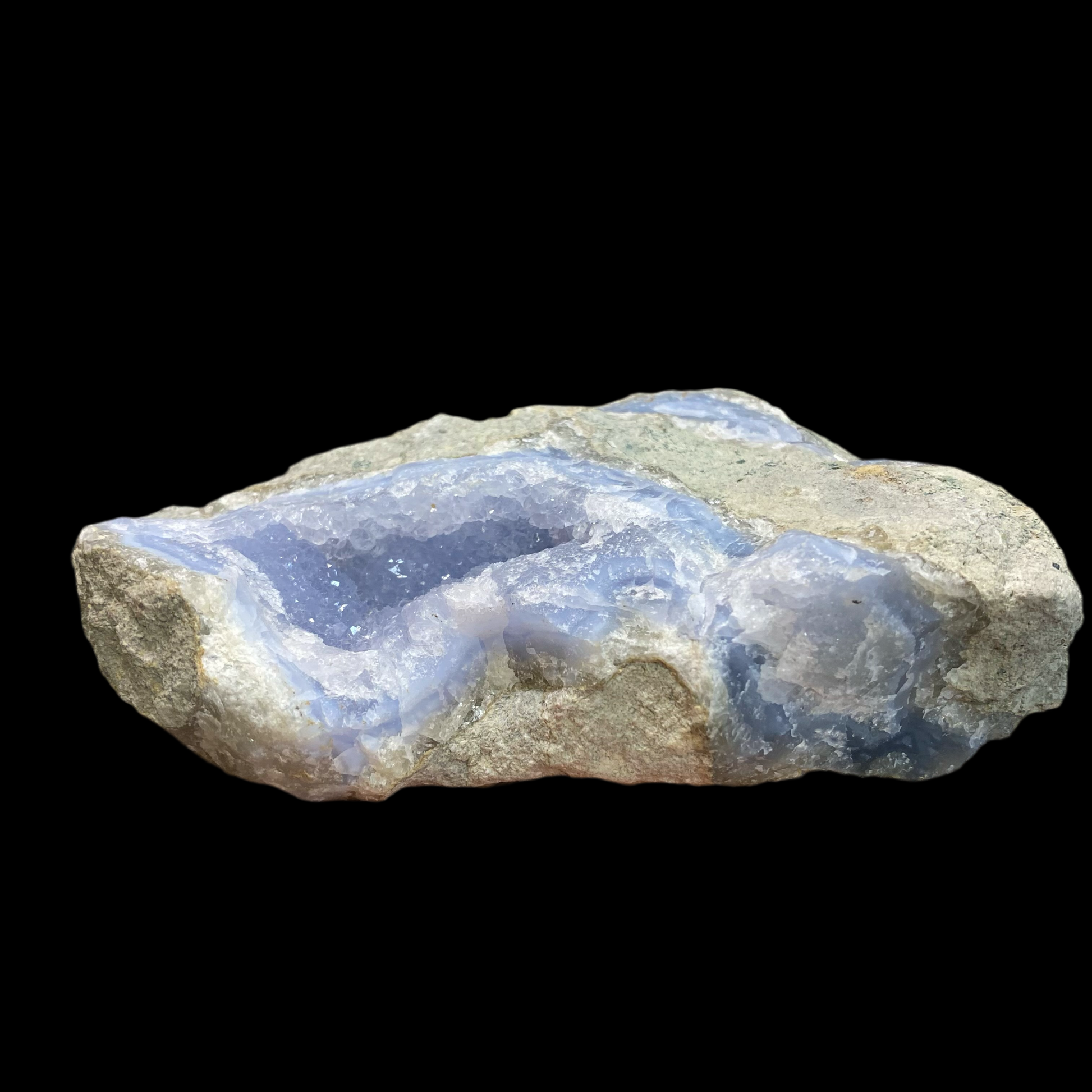 Blue Agate with Quartz 906 g 5 × 14 cm