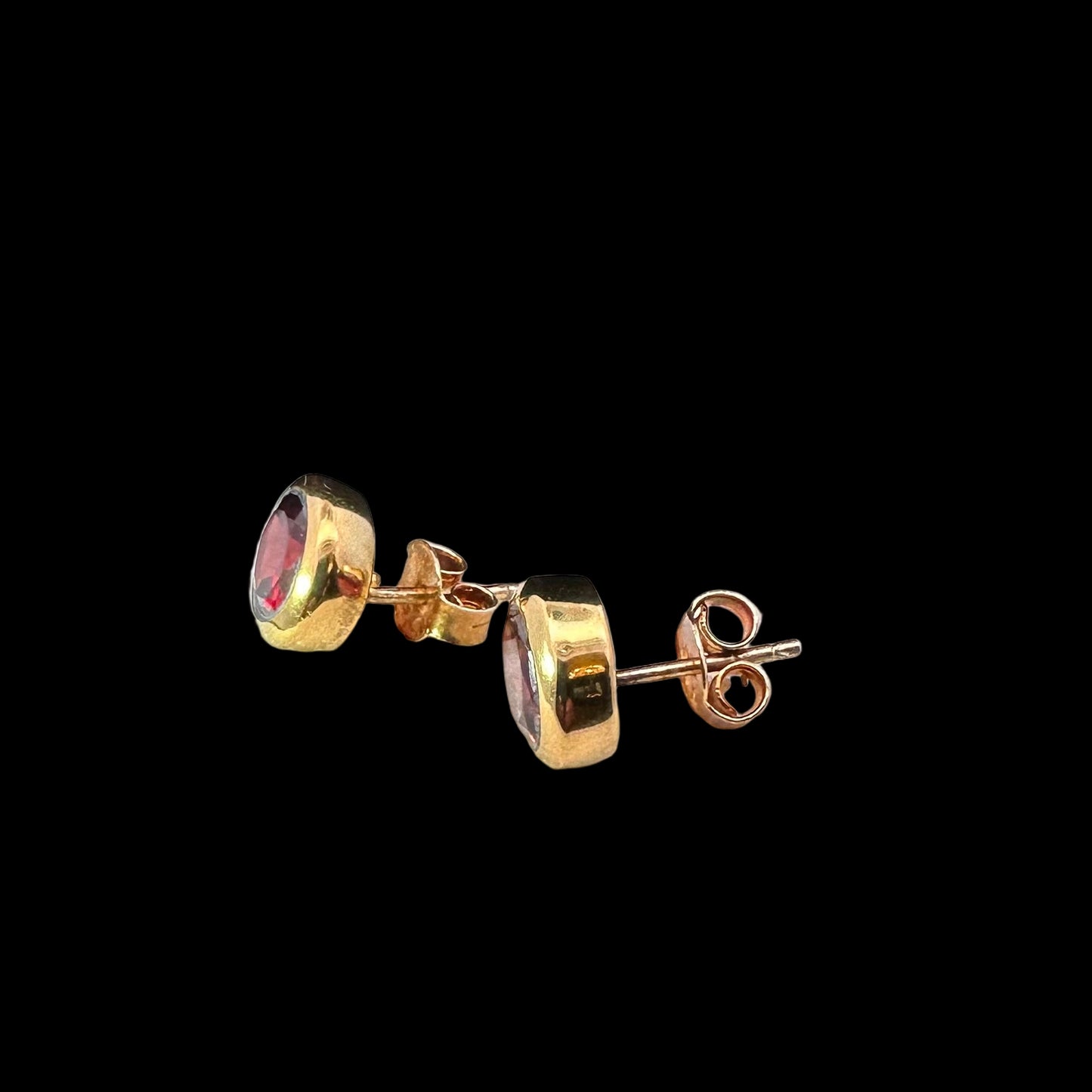 Garnet Stud Earrings Silver 925 7.85 g 6 mm