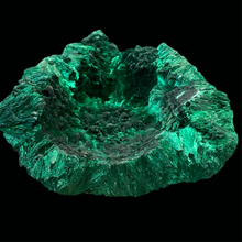 Load image into Gallery viewer, Crystal Malachite, 1280 g, 12 x 15 x 10 cm

