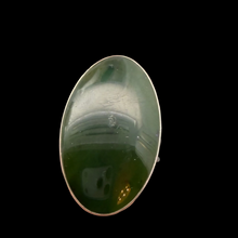 Загрузить изображение в средство просмотра галереи, Кольцо Нефрит 21 размер камень 4 см ; серебро 925
