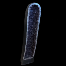Load image into Gallery viewer, Amethyst Geode 96×21×20 cm 50 kg
