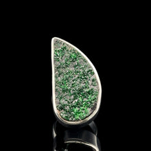 Загрузить изображение в средство просмотра галереи, Uvarovite Garnet Ring, Size 18, Sterling Silver 925, 25 g
