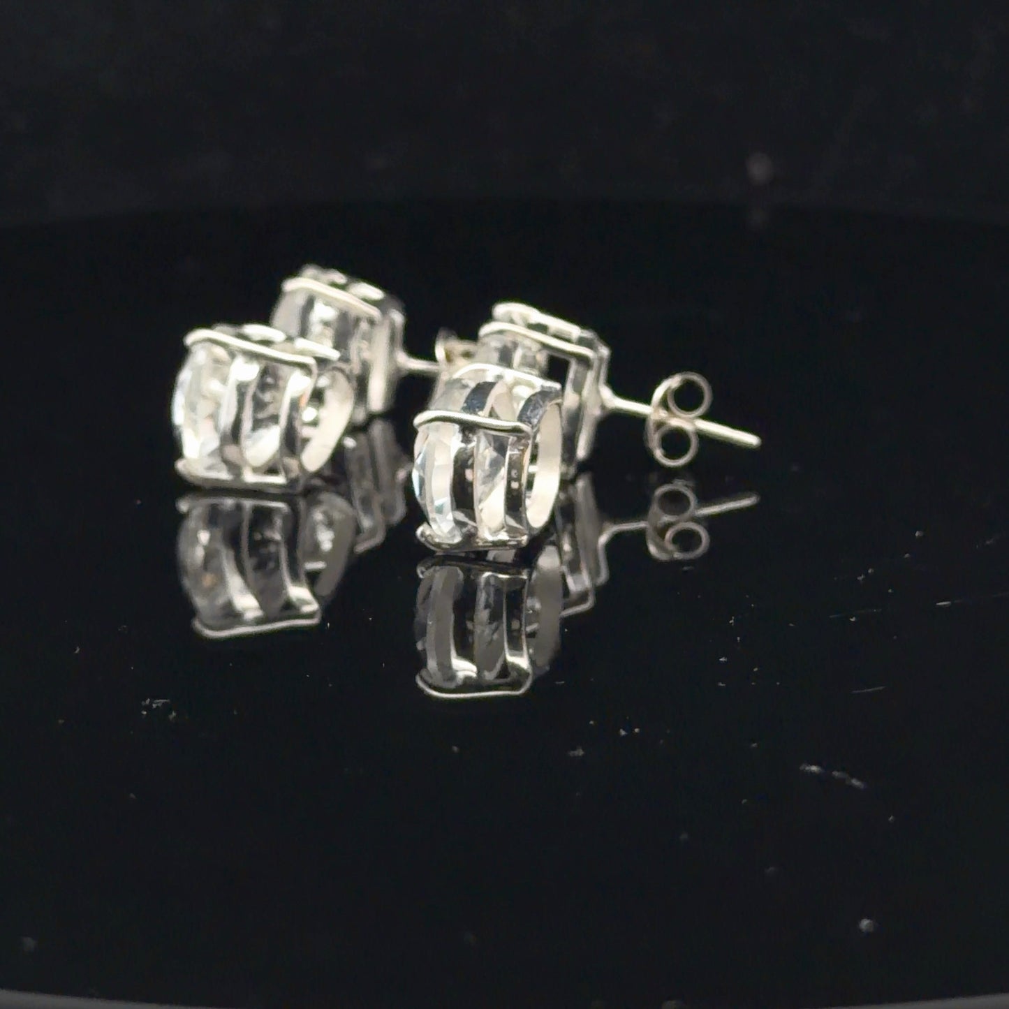 Quartz Stud Earrings 25 mm