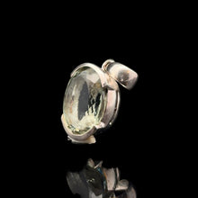 Загрузить изображение в средство просмотра галереи, Prasiolite pendant 17.4 g, 925 silver; 33 mm
