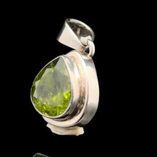 Load image into Gallery viewer, Chrysolite (Peridot) Pendant 3 cm 12×15 mm Silver 925
