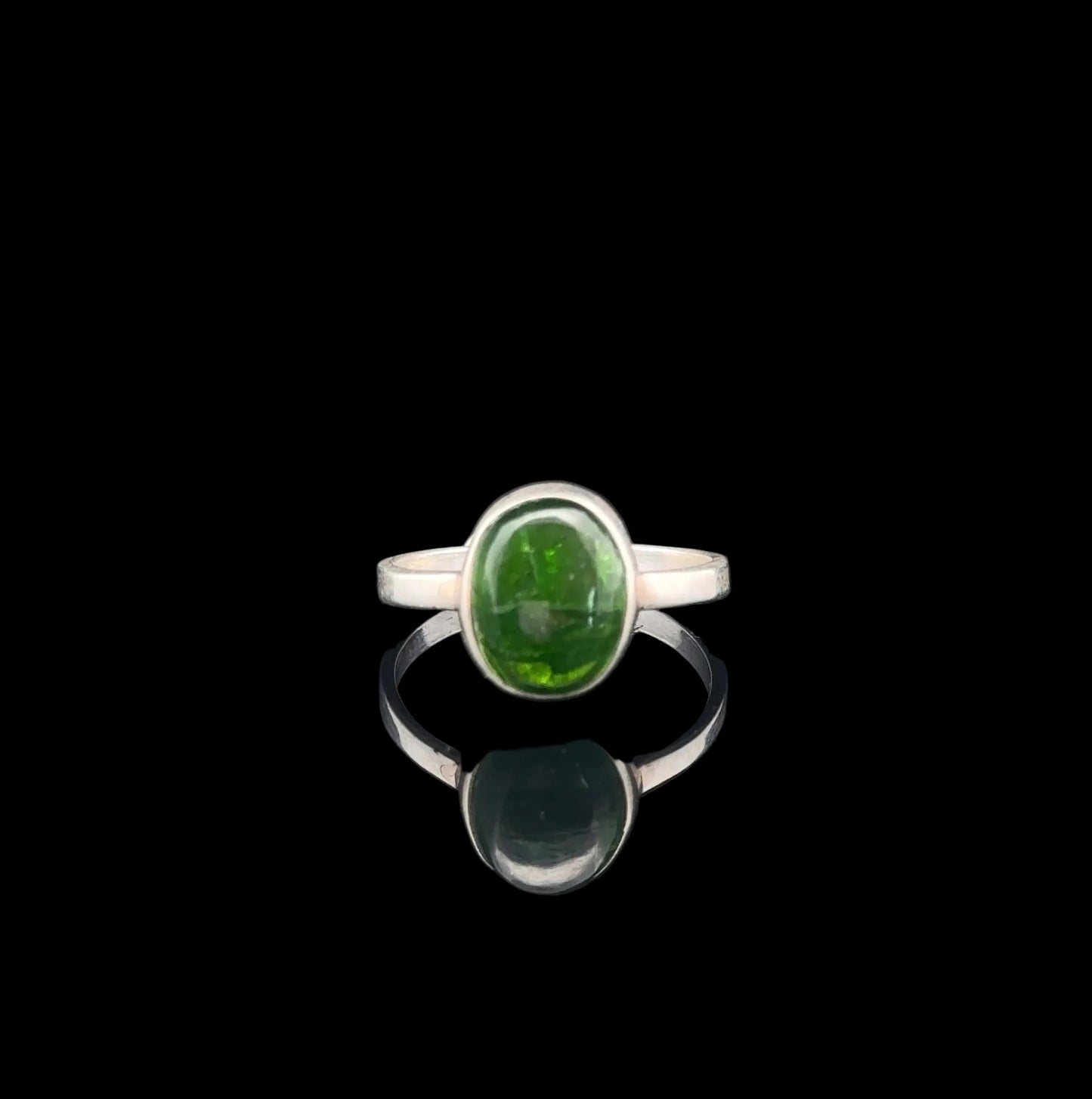 Chrome Diopside Ring, Size 17, Weight 11 g, Stone Size 9 × 11 mm, 925 Sterling Silver