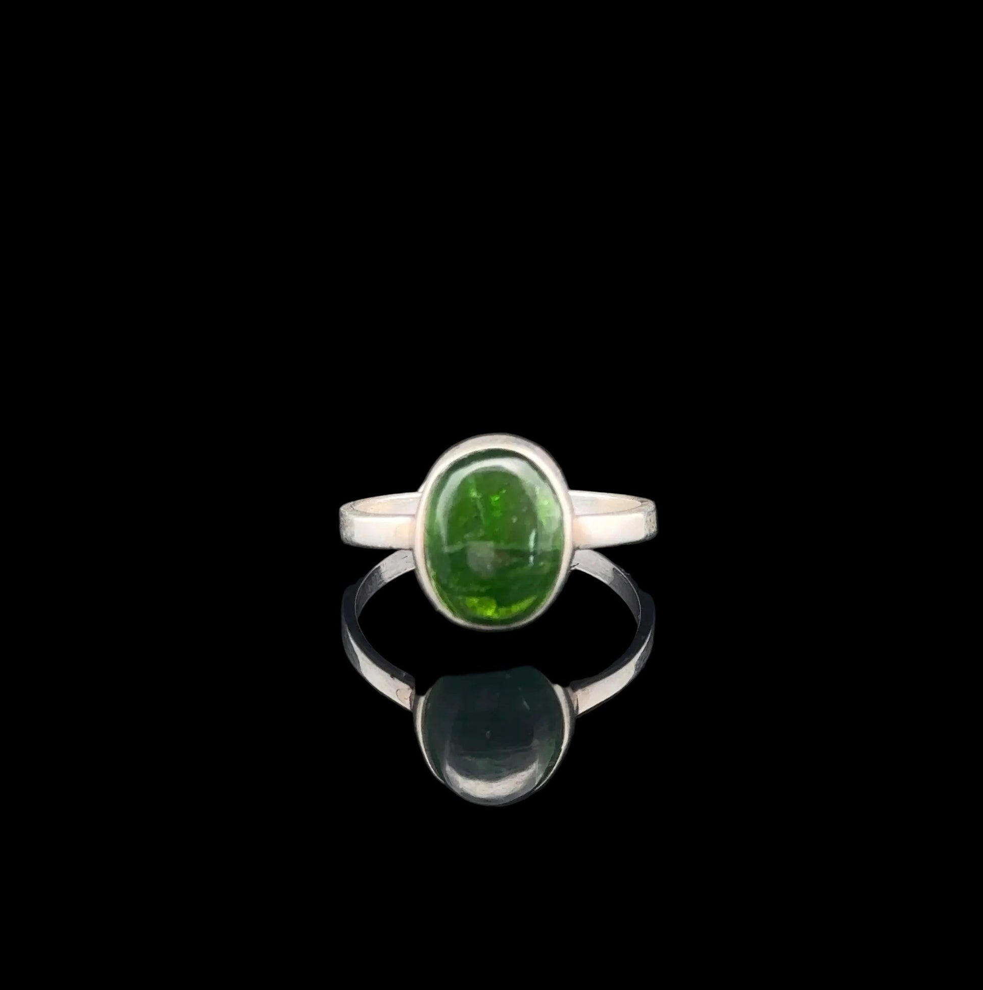 Chrome Diopside Ring, Size 17, Weight 11 g, Stone Size 9 × 11 mm, 925 Sterling Silver