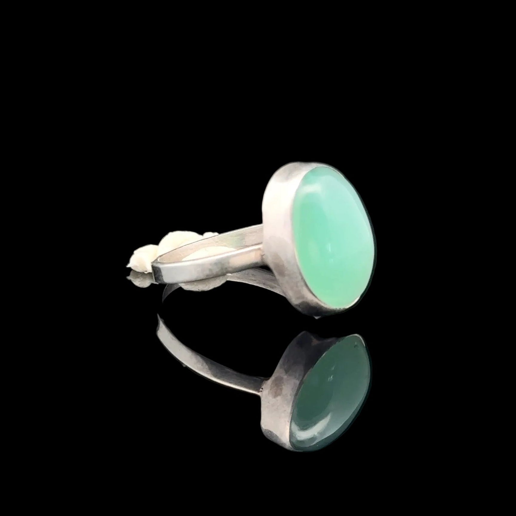 Chrysoprase Ring, Size 16, Weight 12.3 g, Stone Size 10 × 14 mm, 925 Sterling Silver