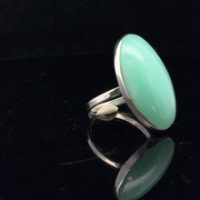 Загрузить изображение в средство просмотра галереи, Chrysoprase Ring 17×30 mm Size 25 Silver 925
