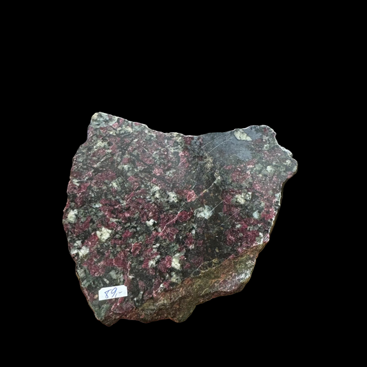 Eudialyte Raw Mineral 540g 12.5x11.5x2.5cm