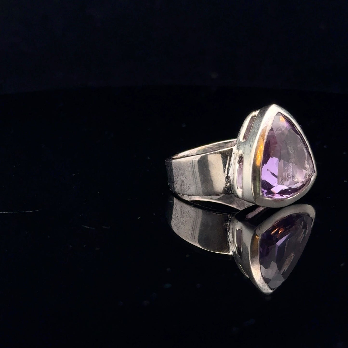 Amethyst Ring Silver 925 Size 16 side