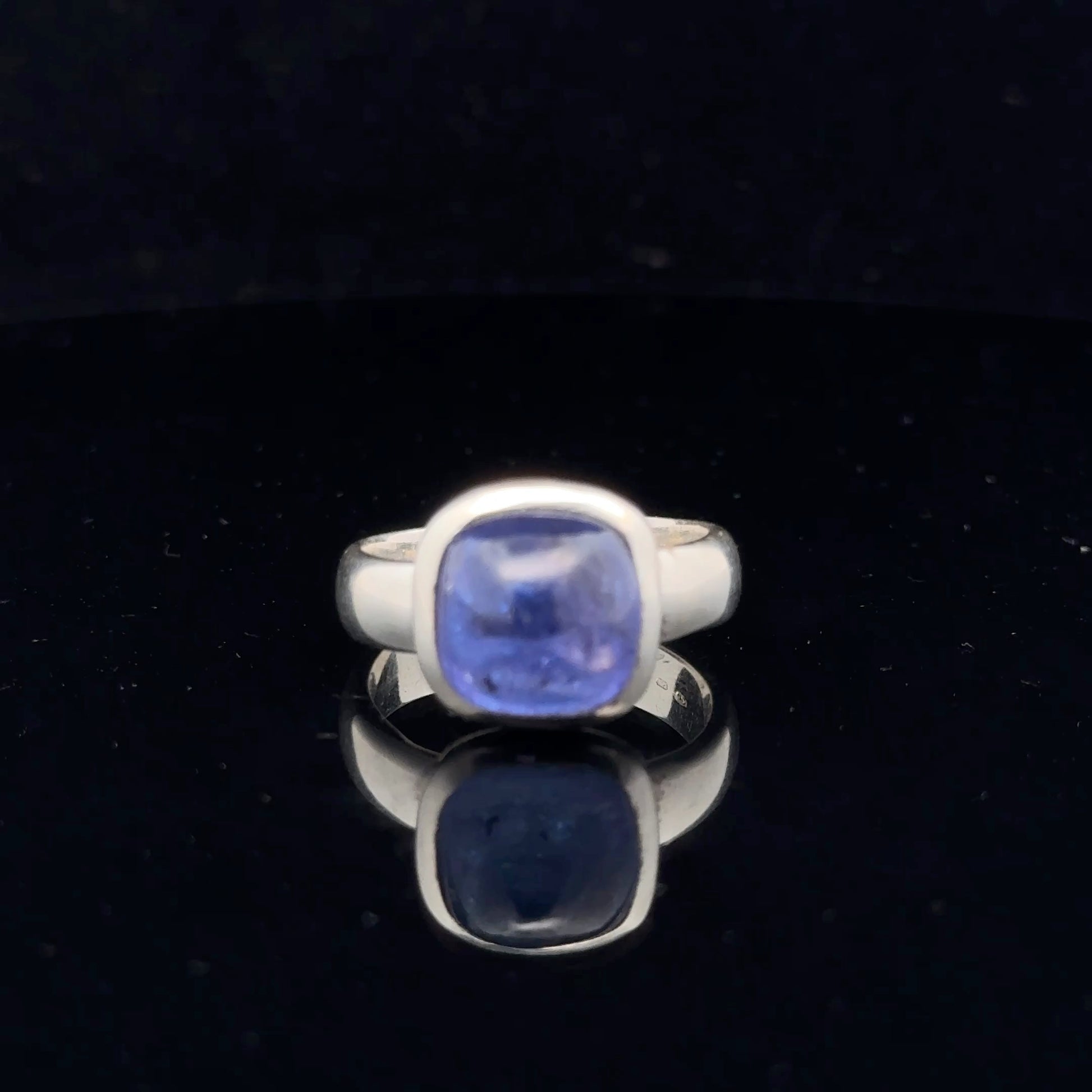 Tanzanite Ring Silver 925 Size 21 front