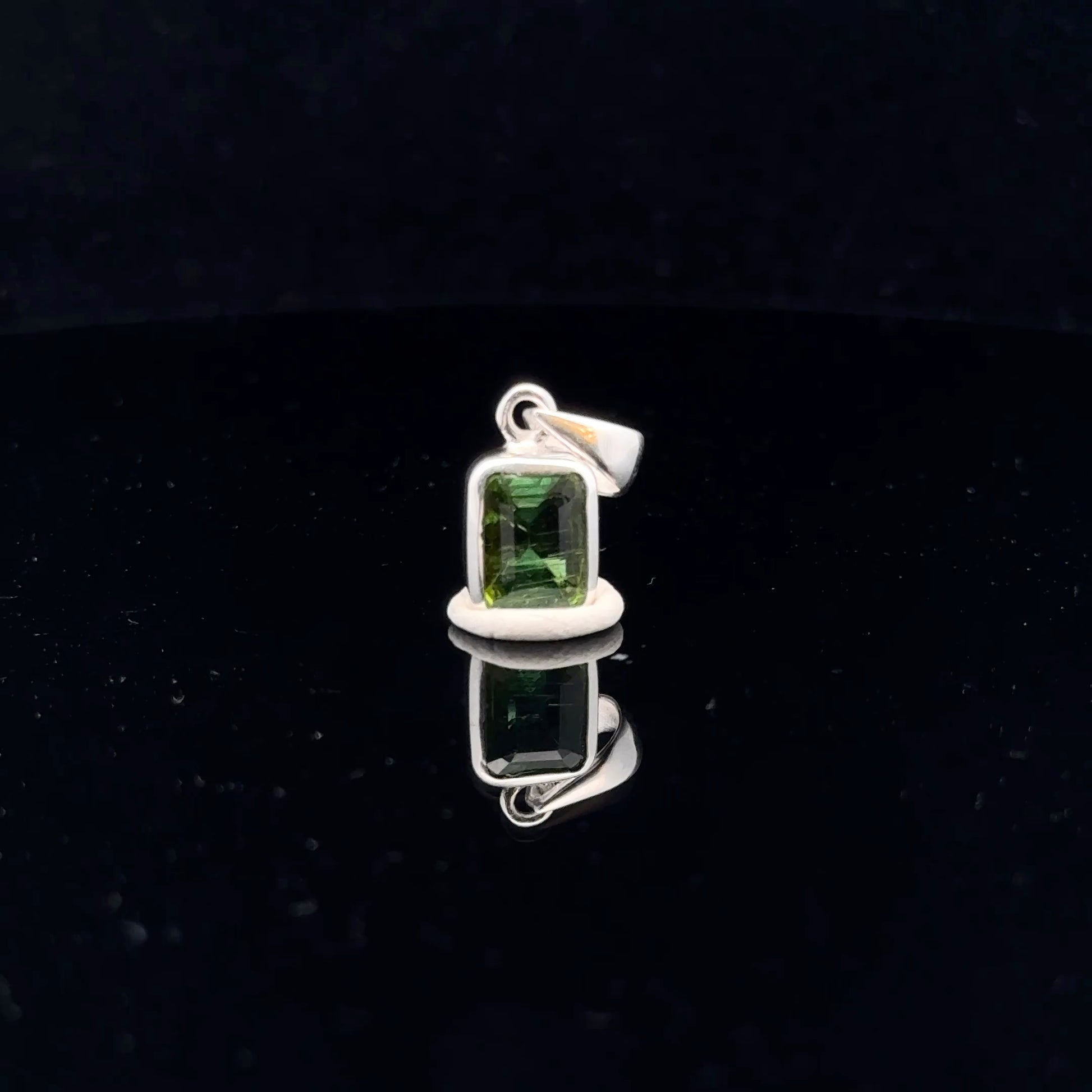 Tourmaline Pendant Silver 925 20 mm