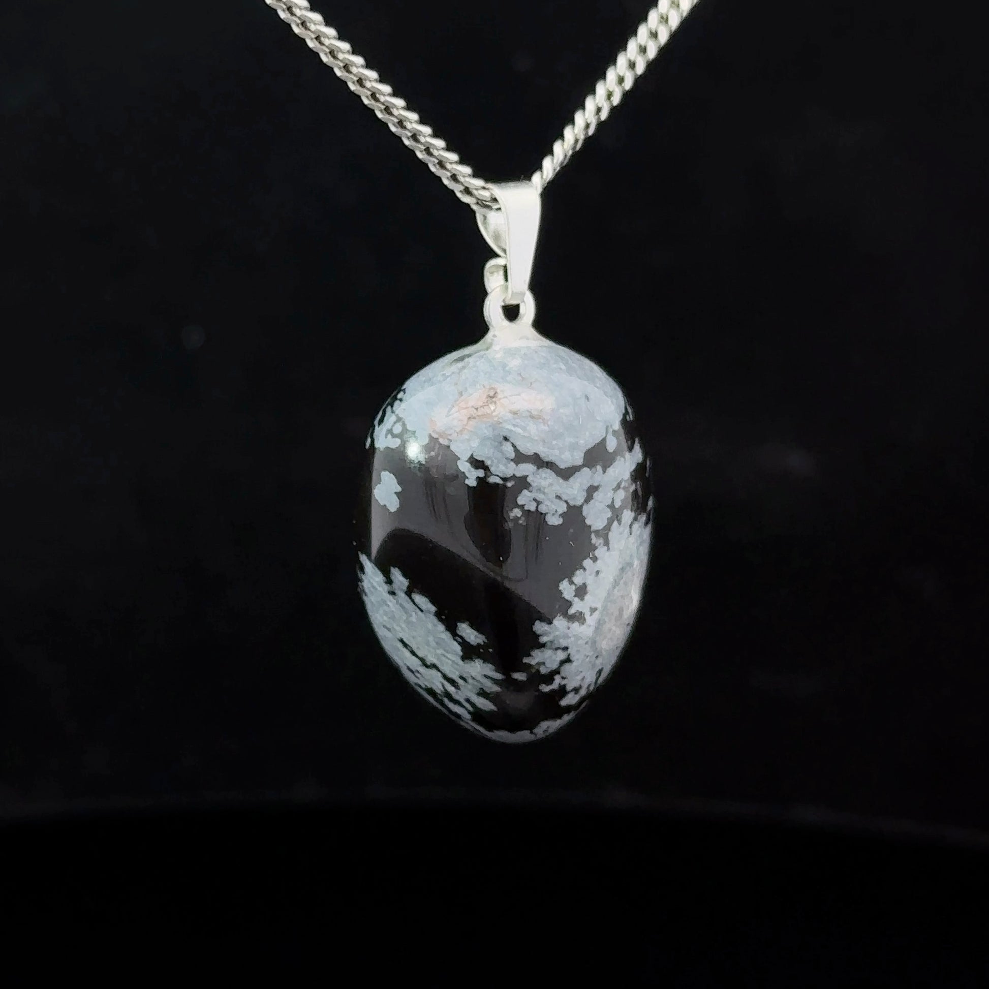 Snowflake Obsidian Pendant 10 mm