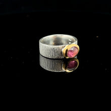 Загрузить изображение в средство просмотра галереи, Pink Tourmaline Ring , size 17,5 ; sterling silver 925
