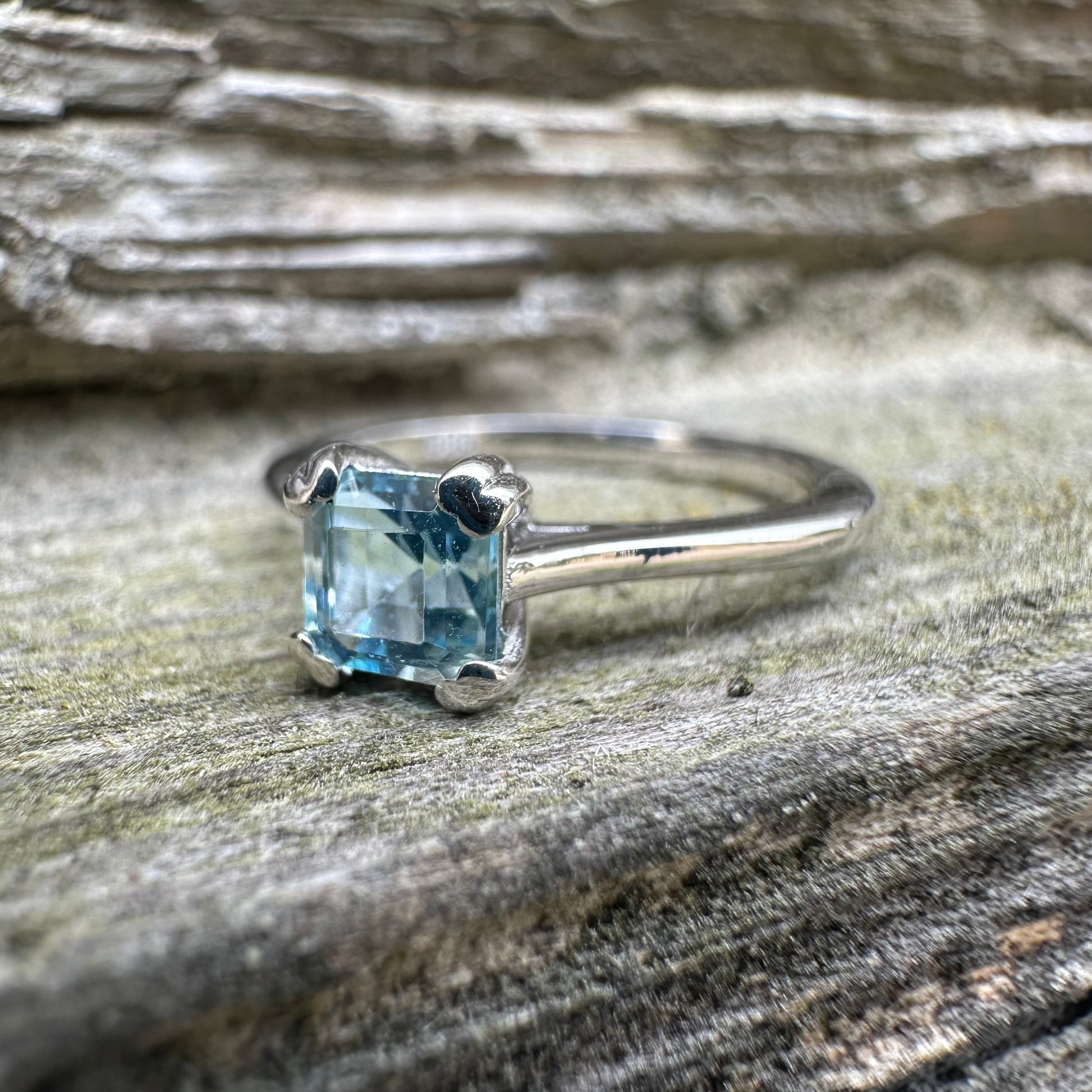 Aquamarine Ring Gold 585 Size 16 0.45 ct
