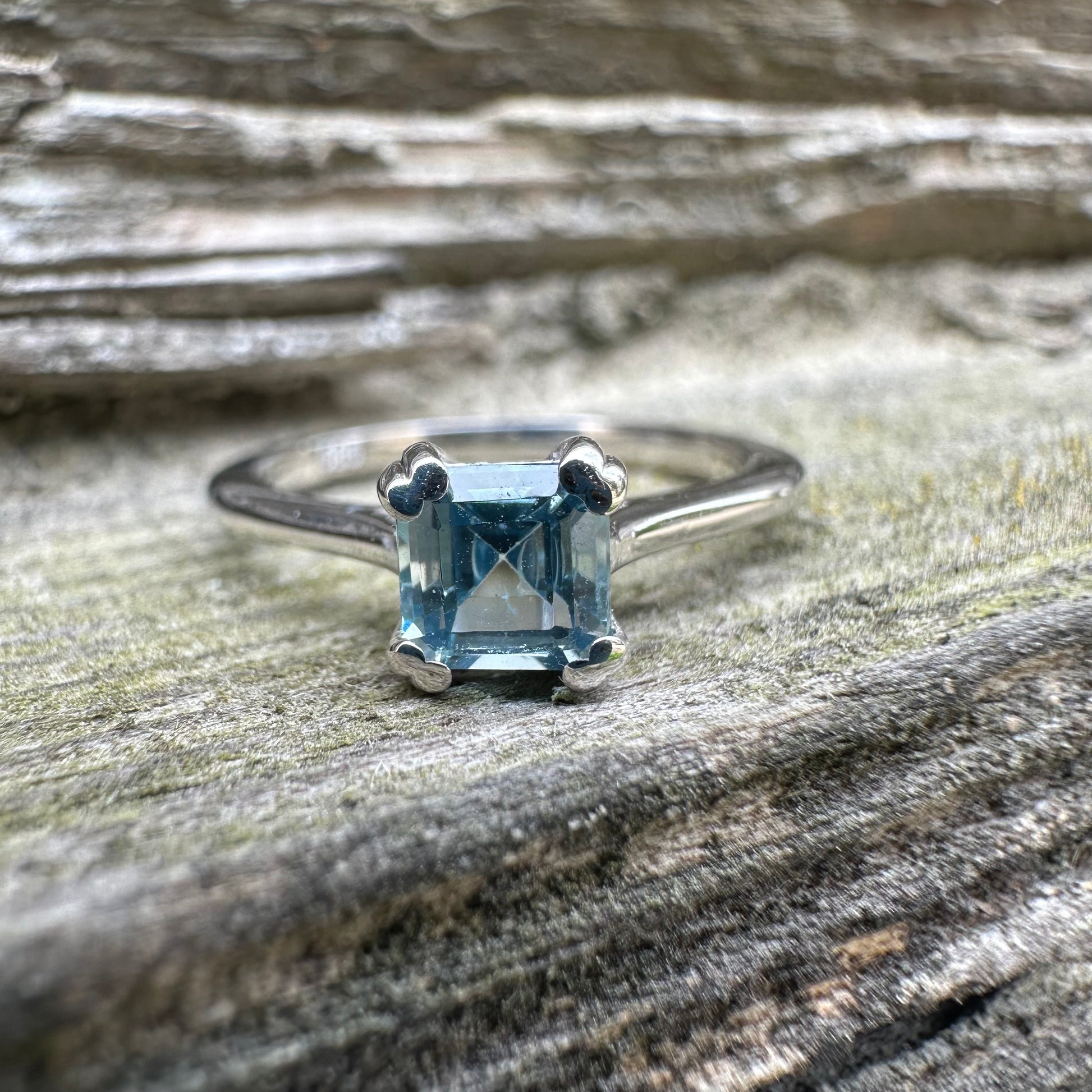 Aquamarine Ring Gold 585 Size 16 0.45 ct